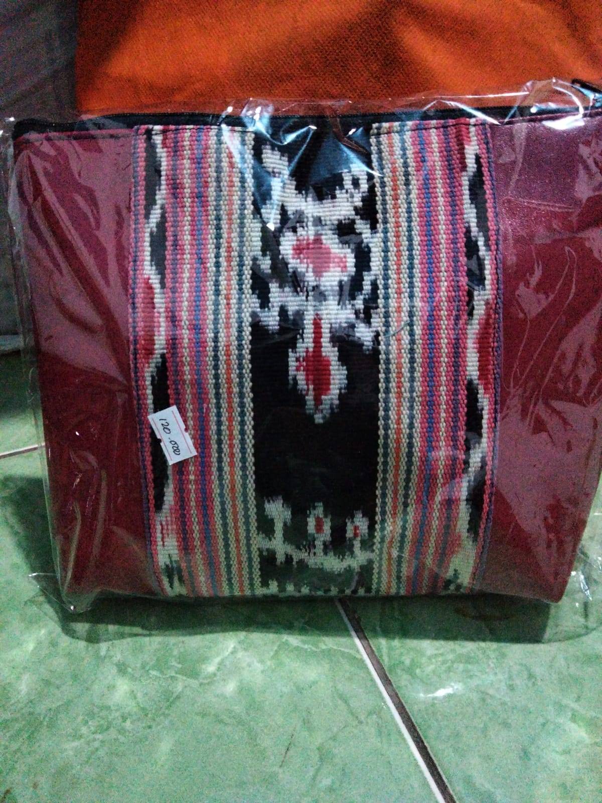 tas samping motif